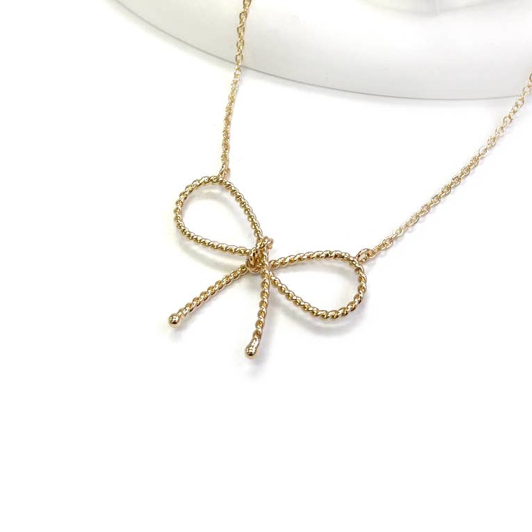 Twist Bow Shape Minimal Pendant Necklace: GOLD